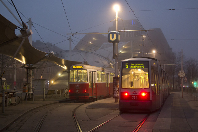 Обои картинки фото техника, трамваи, трамвай, рельсы, бургас, болгария, юго-восточная, город.