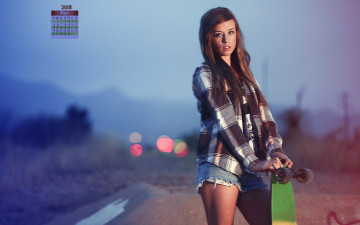Картинка календари девушки взгляд 2018