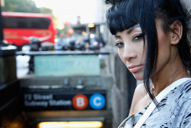 Обои картинки фото bai ling, девушки, bai, ling, девушка, модель, актриса, азиатка, брюнетка, макияж, взгляд, портрет, лицо