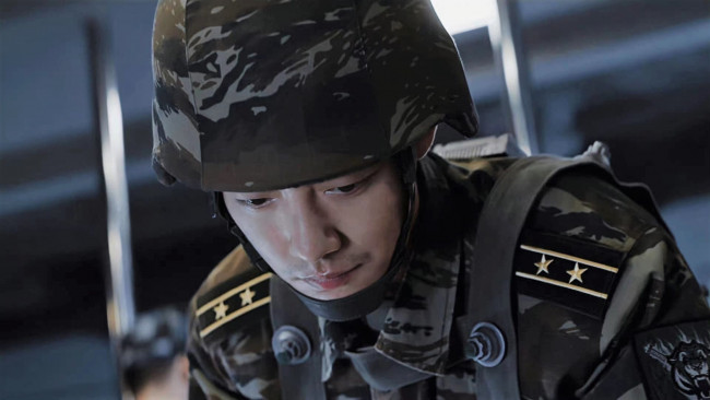 Обои картинки фото кино фильмы, ace troops, гу, ие, форма, каска