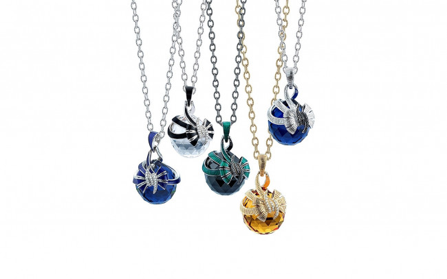 Обои картинки фото разное, украшения,  аксессуары,  веера, кулоны