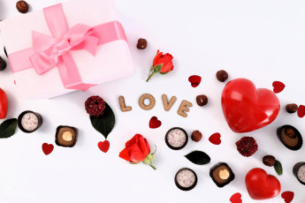 обоя праздничные, день святого валентина,  сердечки,  любовь, коробка, подарок, сердечки, розы, конфеты