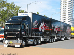 Картинка автомобили freightliner