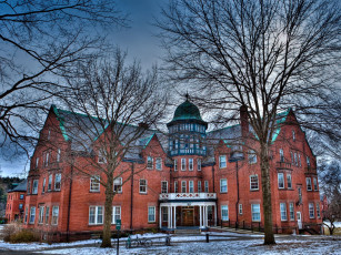 Картинка города здания дома