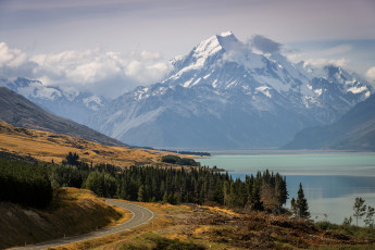 Картинка природа горы дорога река вершины