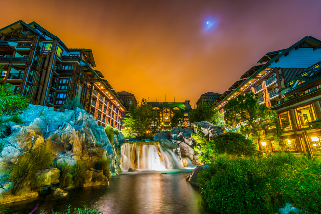 Обои картинки фото города, диснейленд, здания, водопад