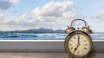 Картинка разное Часы +часовые+механизмы утро будильник море часы