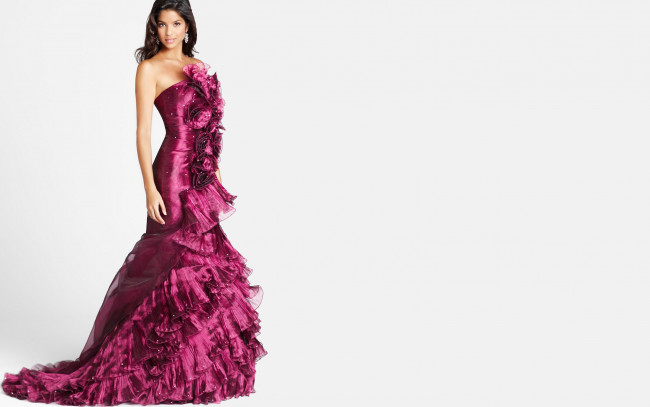 Обои картинки фото девушки, - брюнетки,  шатенки, модель, брюнетка, платье