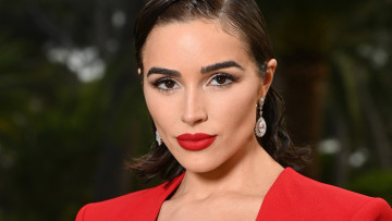 Картинка девушки olivia+culpo лицо жакет шатенка