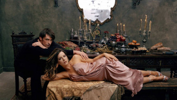 Картинка hugh+jackman+with+kate+beckinsale разное знаменитости актеры стол скамейки угощение