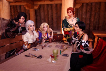 Картинка девушки ольга+кожевникова+ lady+bell образы косплей наряды костюмы ведьмы стол карты