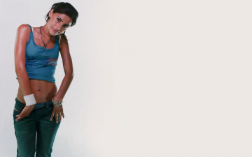 Картинка музыка nelly furtado джинсы майка