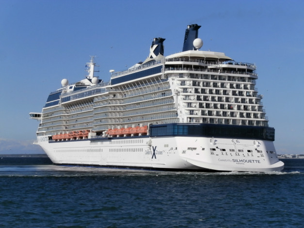 Обои картинки фото celebrity silhouette, корабли, лайнеры, celebrity, silhouette, лайнер