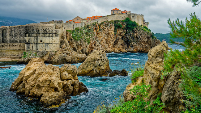 Обои картинки фото города, - дворцы,  замки,  крепости, побережье