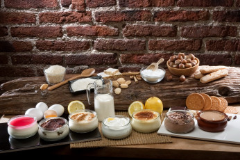 Картинка еда мороженое +десерты орехи молоко десерт ассорти