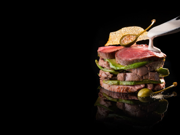 Обои картинки фото еда, мясные блюда, перец, тар-тар, мясо, соус