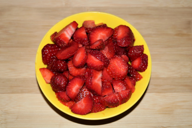 Обои картинки фото еда, клубника,  земляника