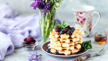 Картинка еда блины +оладьи вафли ягоды десерт