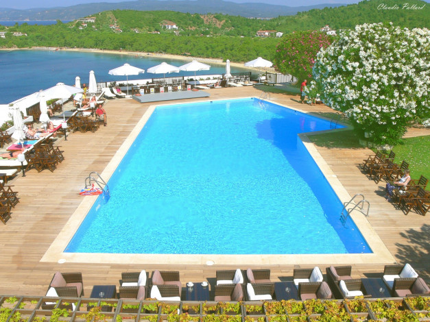 Обои картинки фото интерьер, бассейны, открытые, площадки