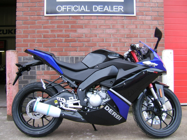 Обои картинки фото мотоциклы, derbi