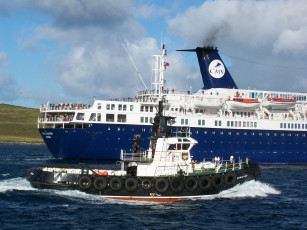 Картинка корабли разные вместе буксир паром