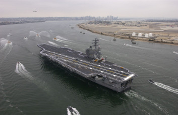 Картинка uss ronald reagan корабли авианосцы вертолётоносцы авианосец san diego буксиры