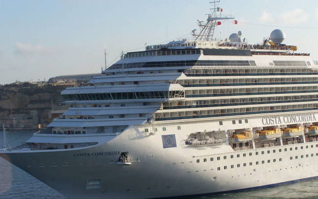 Обои картинки фото costa, concordia, корабли, лайнеры
