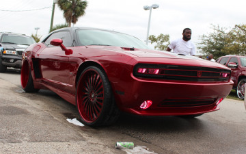 Картинка автомобили выставки+и+уличные+фото challenger dodge