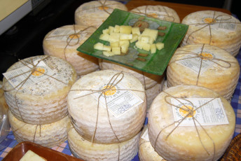 Картинка artesanal+de+litera+curado еда сырные+изделия сыр