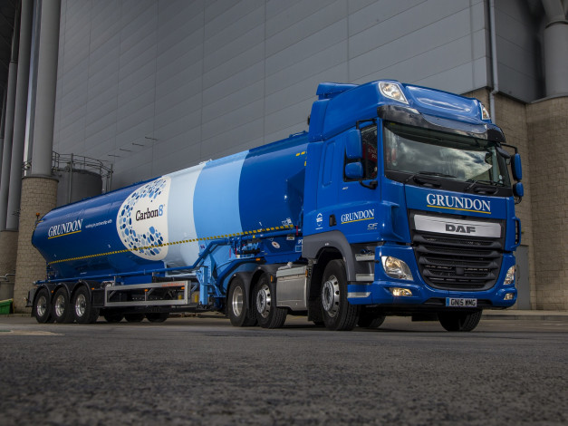 Обои картинки фото автомобили, daf, cab, space, ftg, 6x2, cf, 460, синий, uk-spec