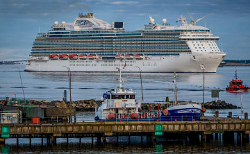 Картинка корабли лайнеры лайнер круиз