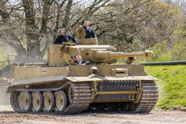 Обои картинки фото техника, военная техника, бронетехника