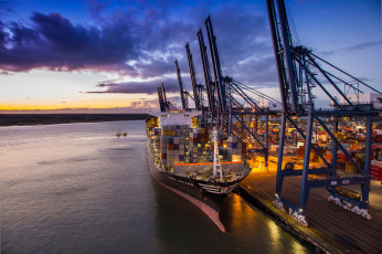 Картинка корабли грузовые+суда контейнеровоз