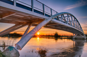 Картинка города -+мосты мост река