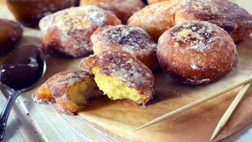 Картинка еда хлеб +выпечка пончики