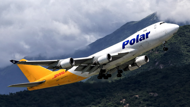 Обои картинки фото boeing 747, авиация, грузовые самолёты, авиалайнер