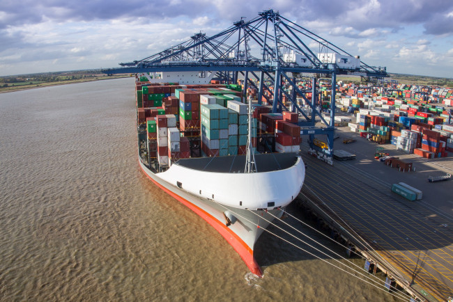 Обои картинки фото корабли, грузовые суда, контейнеровоз