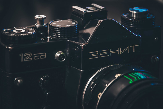 Обои картинки фото бренды, зенит, черный, фотоаппарат