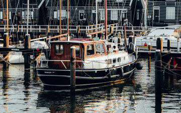 обоя корабли, баркасы ,  буксиры, баркас
