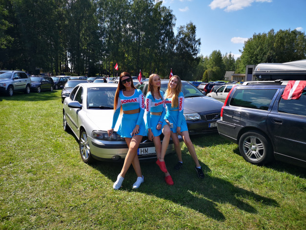 Обои картинки фото автомобили, -авто с девушками, volvo, s60