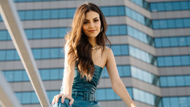 Обои картинки фото victoria justice fouad jreige photoshoot 2019, девушки, victoria justice, виктория, джастис, актриса, кино, телевидение, певица, модель