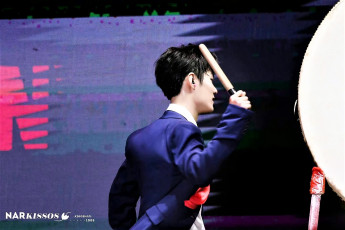 Картинка мужчины xiao+zhan актер пиджак гонг