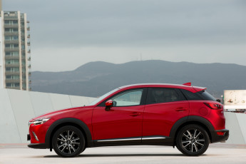 Картинка автомобили mazda cx-3 '2015г красный