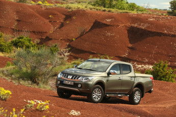 обоя автомобили, mitsubishi, l200, double, cab, 2015г