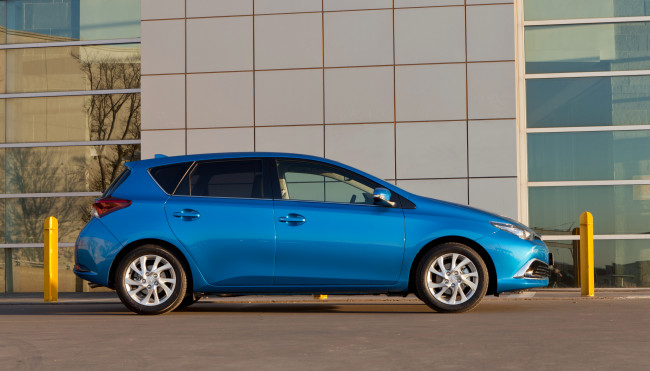 Обои картинки фото автомобили, toyota, синий, za-spec, 2015г, auris