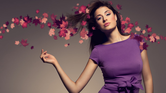 Обои картинки фото девушка в фиолетовом белье, девушки, - брюнетки,  шатенки, девушка, красивая, супер, секси, няша, нежная, классная, модница, лапочка, мадам