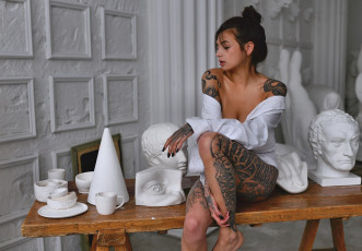 Картинка евгения+таланина девушки евгения таланина модель брюнетка поза тату