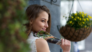 Картинка nikia+petite девушки nikia+petite+ nikia+a +ника+федорова шатенка профиль улыбка