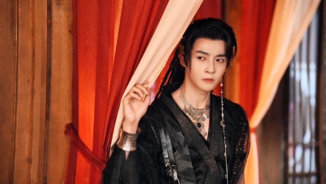 Обои картинки фото love behind the mask, кино фильмы, -unknown , другое, парень, косы, шторы