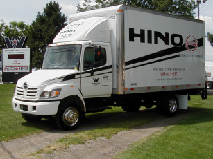 Картинка автомобили hino